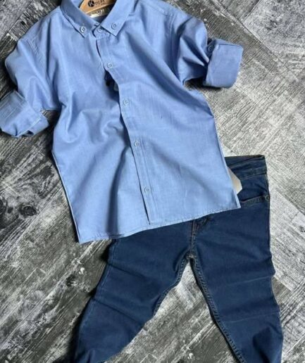 Komplet koszula niebieska plus jeans