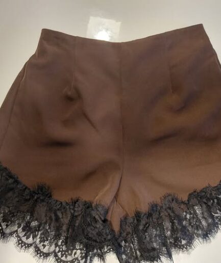 Spodenki damskie brązowe z koronką