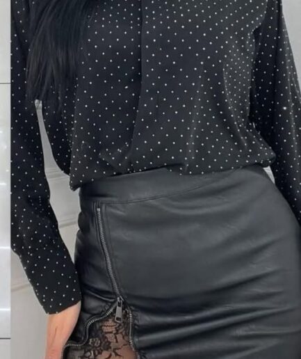 KOSZULA DAMSKA CZARNA Z BROSZKA