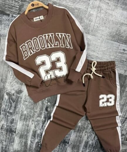 KOMPLET CHŁOPIECY BRĄZ Z LITERĄ 23